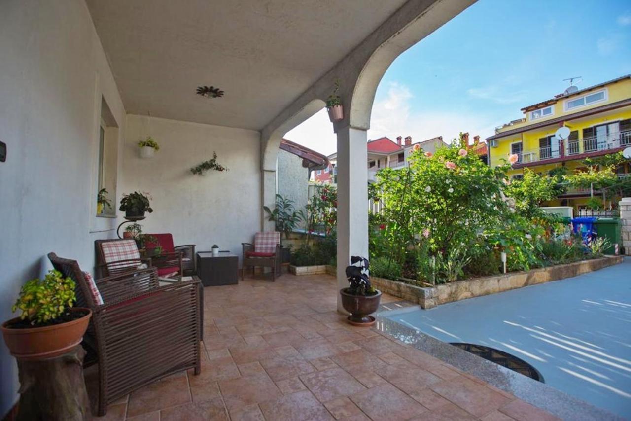 Guest House Casa Mia - Rooms & Apartments روفينج المظهر الخارجي الصورة