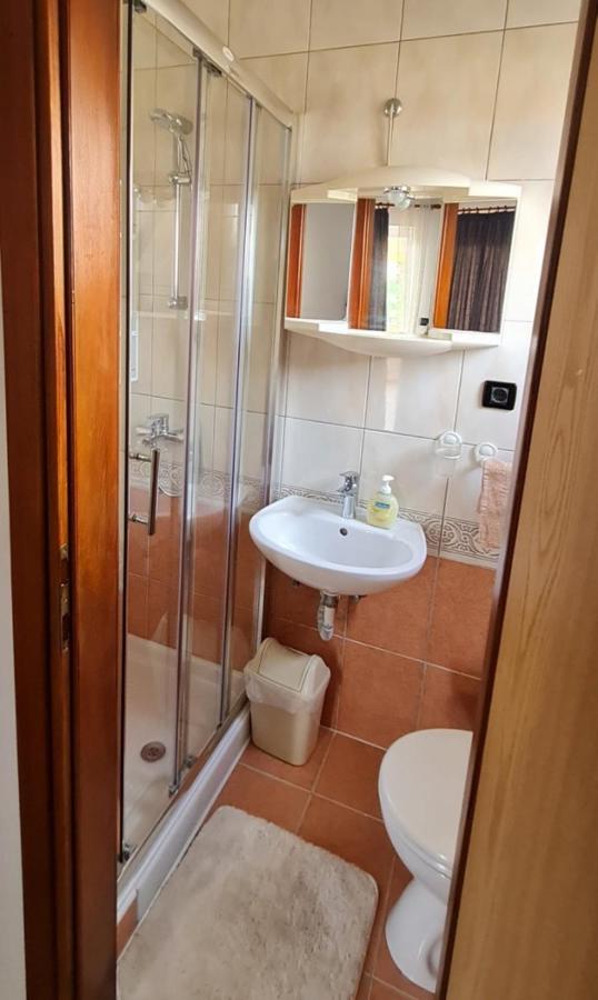 Guest House Casa Mia - Rooms & Apartments روفينج المظهر الخارجي الصورة