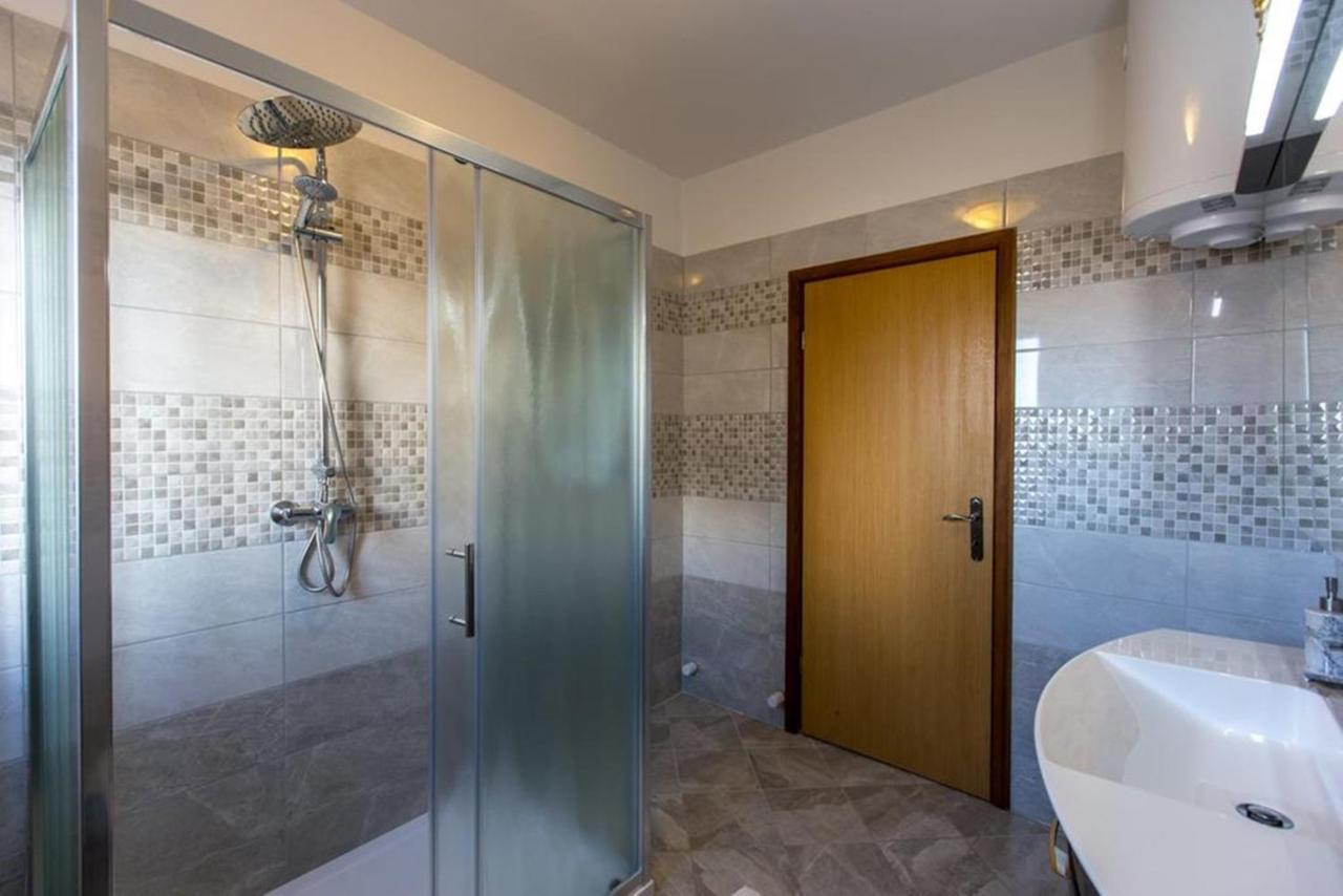 Guest House Casa Mia - Rooms & Apartments روفينج الغرفة الصورة